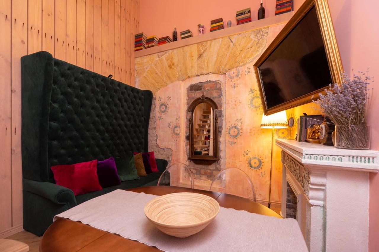 Трирівневий Лофт Із Спальнею-Укриттям Self Check-In 247 Одесса Экстерьер фото